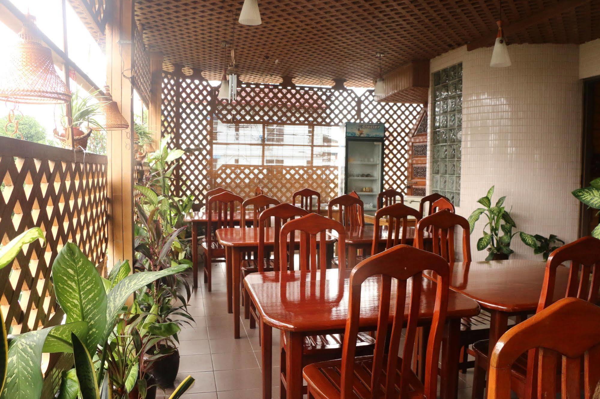 Kaung Lay Inn Yangon Exteriör bild