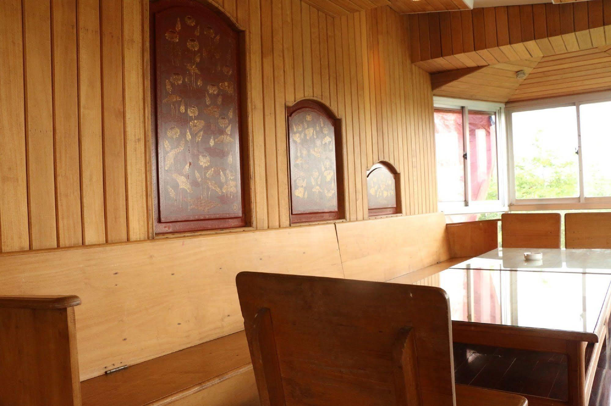 Kaung Lay Inn Yangon Exteriör bild